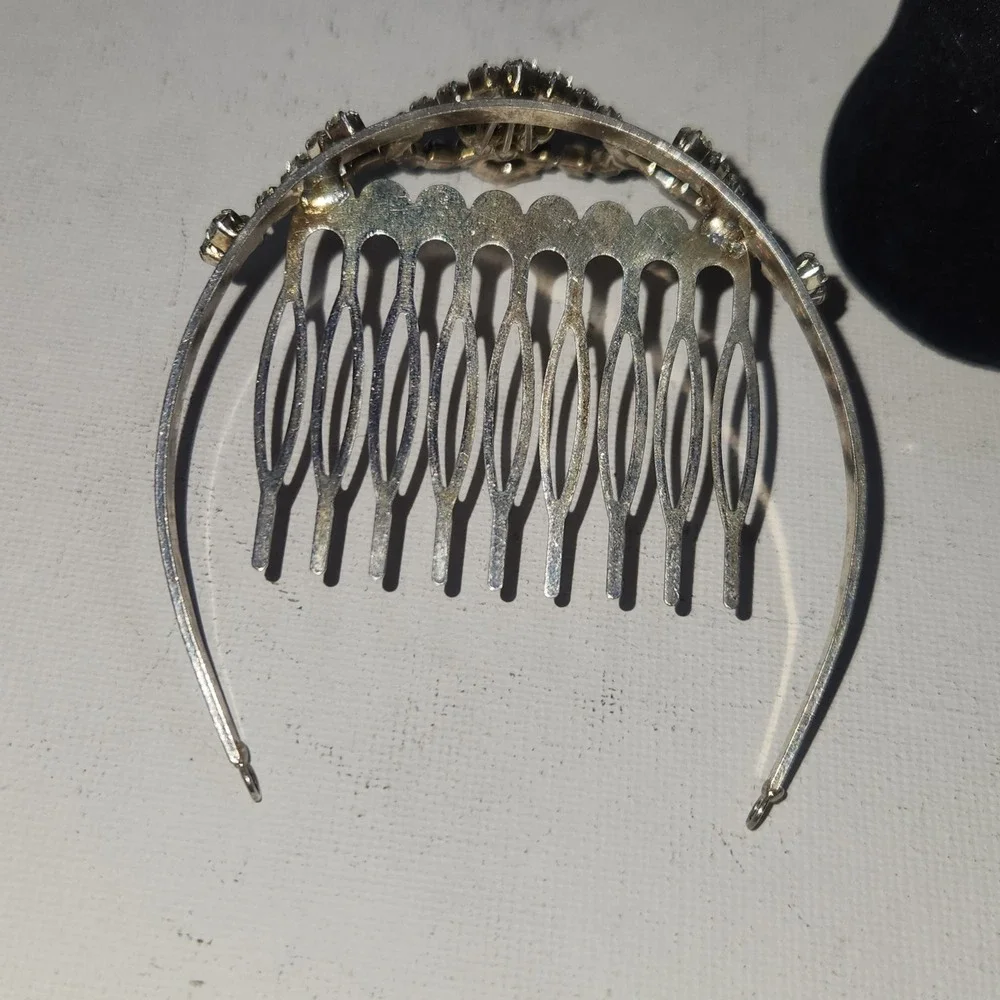 Vintage Rhinestone Tiara Hair Comb Silver Tone Crystal‎ Crown Wedding Pageant